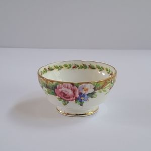 Paragon Queen Appointed Fine Bone China Sugar Bowl England